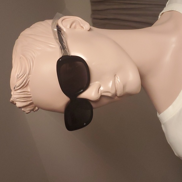 NEW Coach L1142 Signature Rectangle Sunglasses Choose one from 2 colors - Picture 1 of 12
